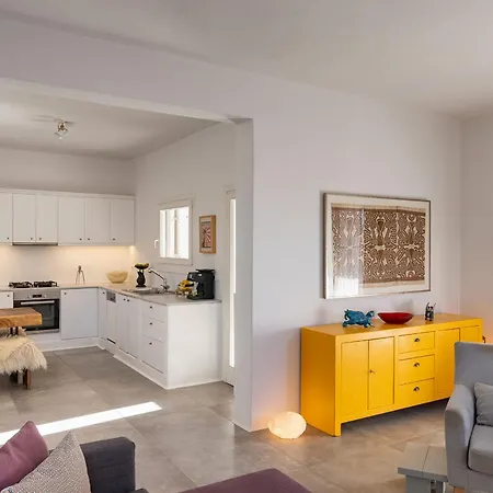 Mykonian Ode With Stunning Sunrise & Sunset Views 빌라 프사로우