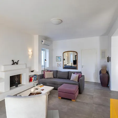 Mykonian Ode With Stunning Sunrise & Sunset Views Psarrou