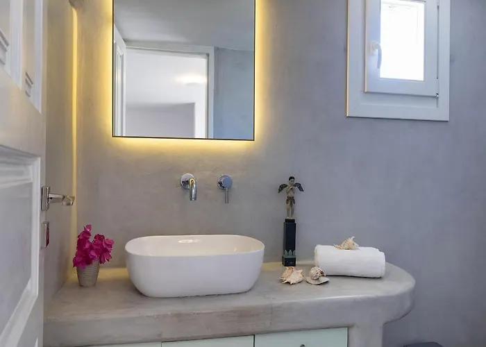 Mykonian Ode With Stunning Sunrise & Sunset Views * Psarrou