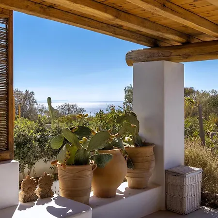 Вилла Mykonian Ode With Stunning Sunrise & Sunset Views Псароу