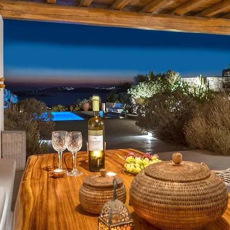 Mykonian Ode With Stunning Sunrise & Sunset Views Псароу