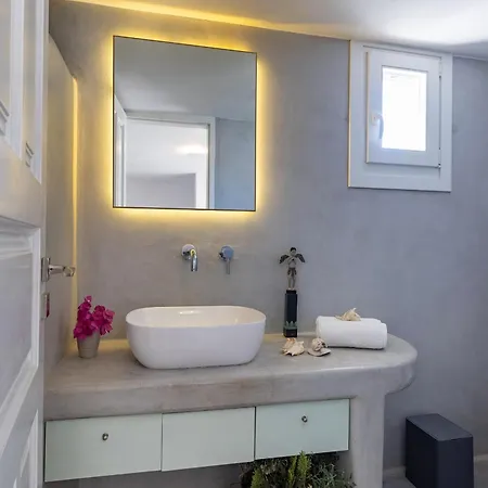 Mykonian Ode With Stunning Sunrise & Sunset Views * Псароу