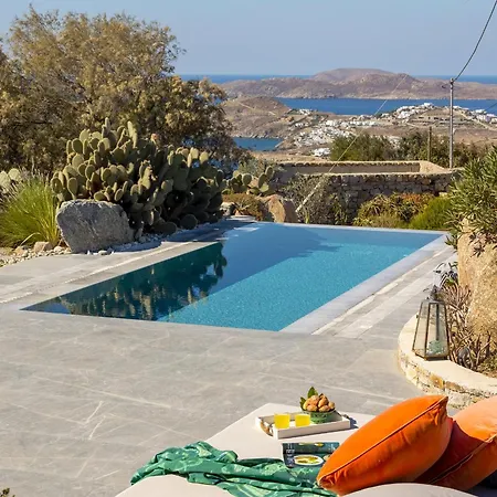 Mykonian Ode With Stunning Sunrise & Sunset Views Вилла Псароу