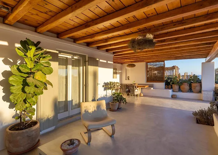 Mykonian Ode With Stunning Sunrise & Sunset Views Psarrou