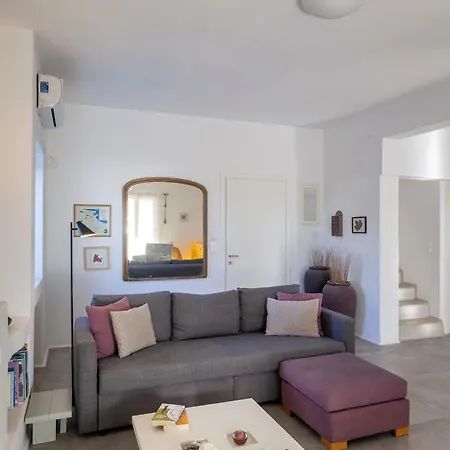 Mykonian Ode With Stunning Sunrise & Sunset Views Pszarú